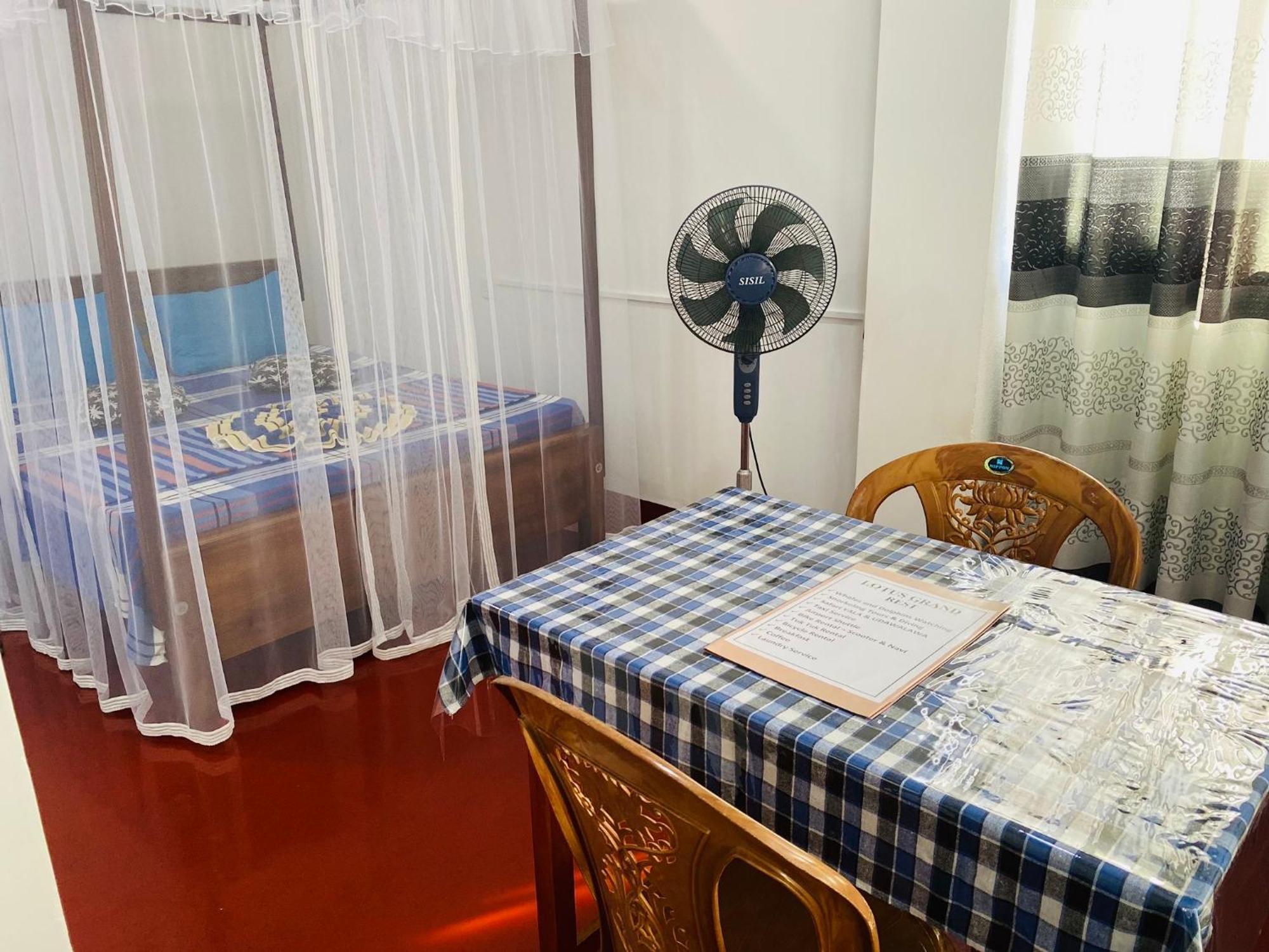 Lotus Grand Rest Ξενοδοχείο Mirissa Εξωτερικό φωτογραφία